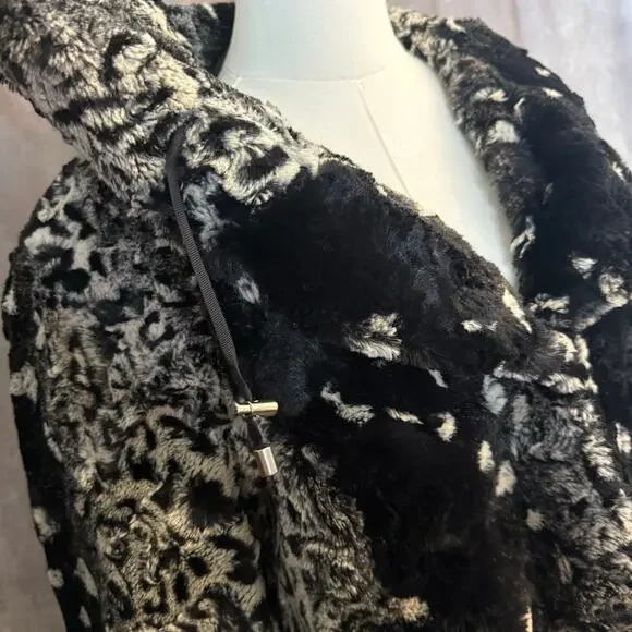 La Seine Black & White Faux Fur Leopard Coat Women’s Large Cropped Winter Jacket - Picture 10 of 14